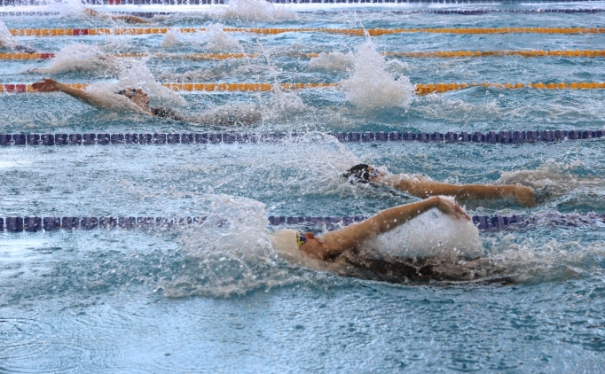 Uluslararas� 5. Edirne Kupas� yar��lar�nda T�rkiye rekoru k�r�ld�