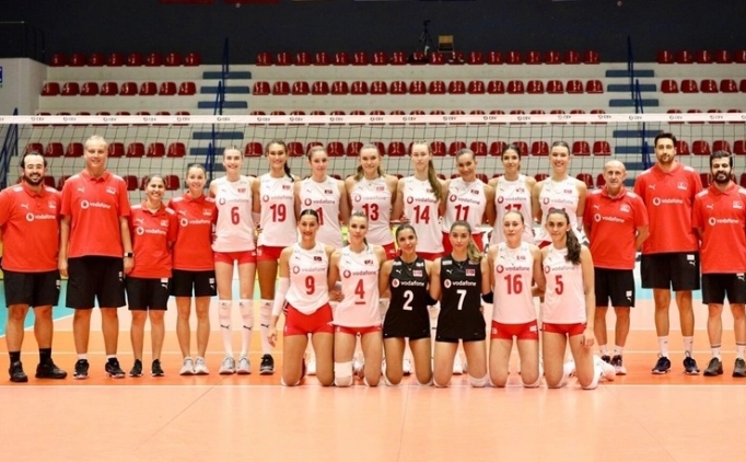 20 Ya Alt Kadn Milli Voleybol Takm 4'te 4 yapt!