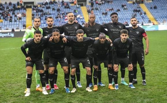 Gaziantep FK'de 2 isim yok 4 futbolcu snrda!