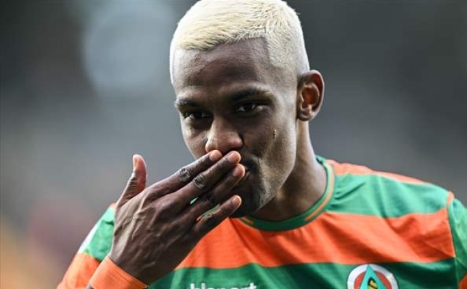 Alanyaspor'a beklenmedik haber: Geri dnyor