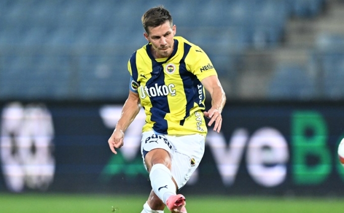 Fenerbahe'de ayrlk!