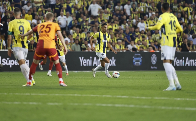 Fenerbaheliler soruyor: 'rfan Can Kahveci nerede Mourinho?'