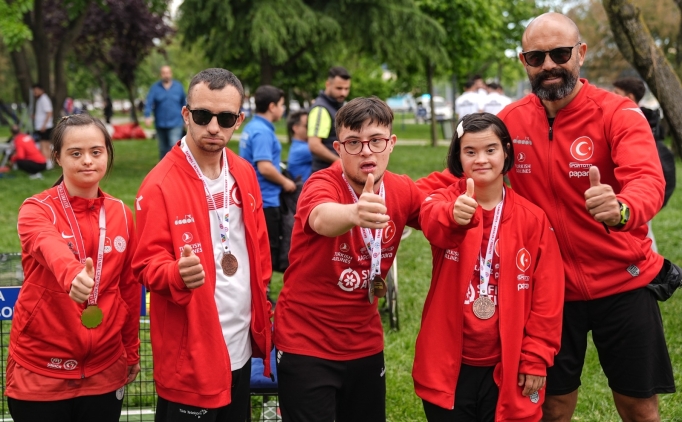 Geleneksel Engelliler Spor ve E�lence �enli�i yap�ld�