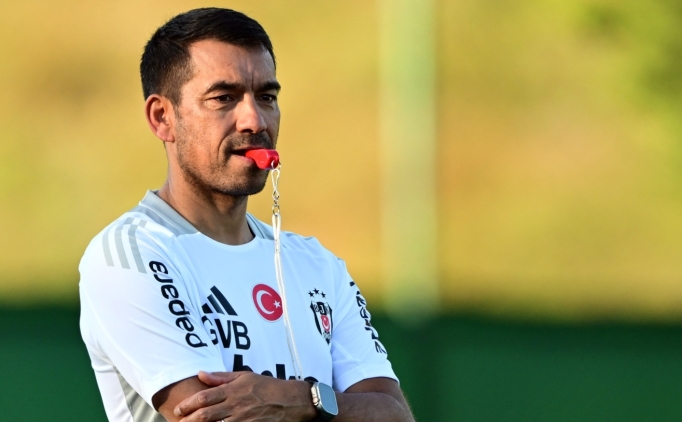 Van Bronckhorst'un yeni hcum plan belli oldu