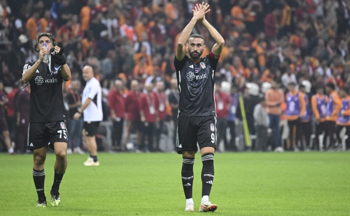 Beikta'ta Cenk Tosun, kontrat durumunu sorun etmiyor