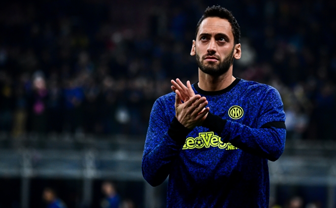 Milan'�n Hakan �alhano�lu pi�manl���!