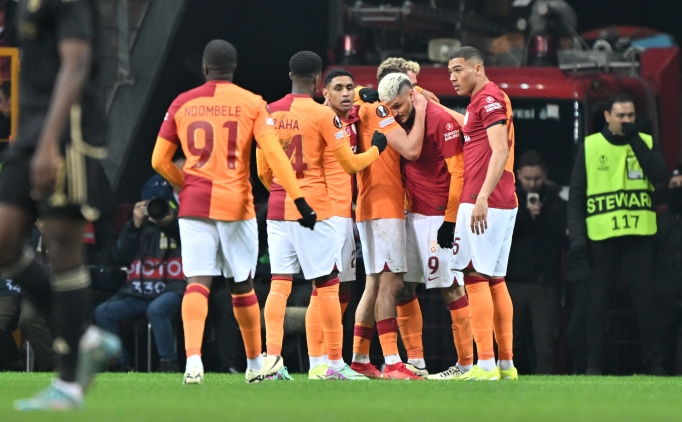 Galatasaray, Avrupa'da mart� g�remedi: Transferde hayal k�r�kl���