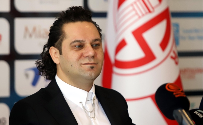 Alkan Evren: 'Nuri �ahin'den para gelmemi� gibi oldu'