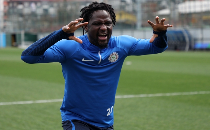 David Akintola: 'Samsun'a 3 puan i�in gidece�iz'