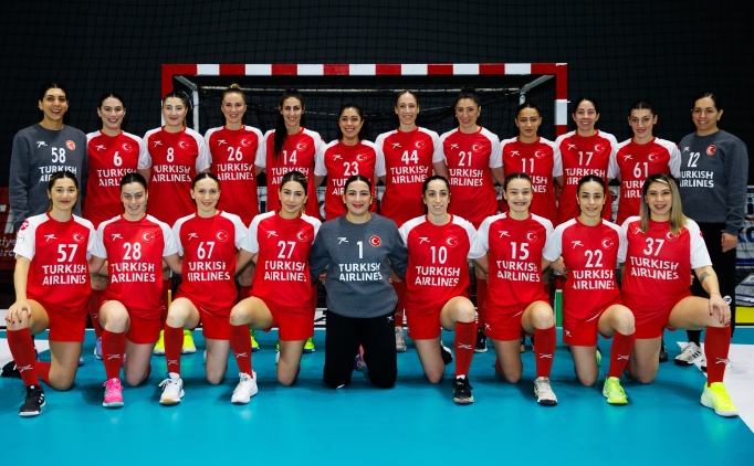 A Milli Kad�n Hentbol Tak�m�, Bulgaristan deplasman�nda