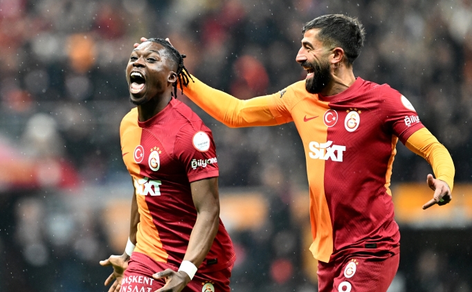 Galatasaray'da Khn'e uyar!