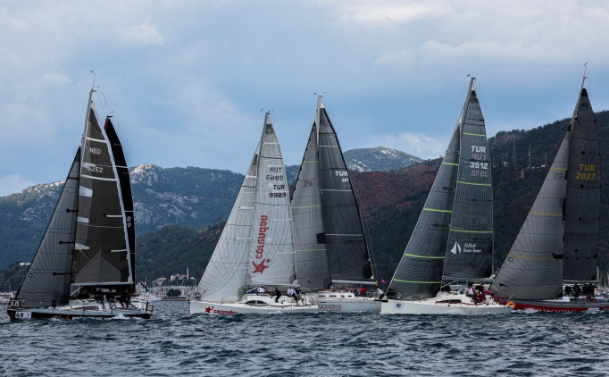 Yelken Yar��lar�, Marmaris'te ba�lad�