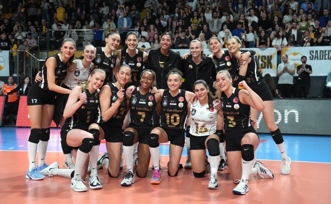 Vak�fBank kazand� sezonu ���nc� tamamlad�