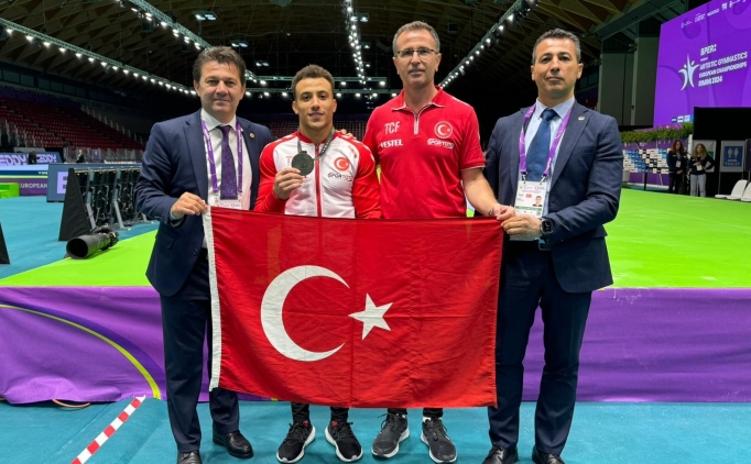 Milli cimnastik�iden bronz madalya kazand�!