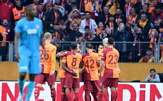 Galatasaray, rekorunu geli�tirdi!