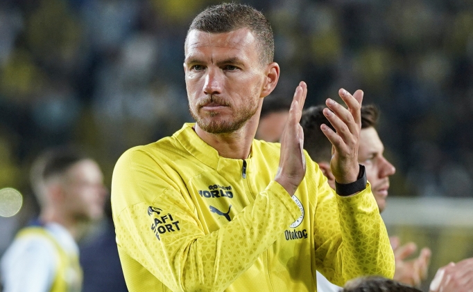 Dzeko'nun g�z� Mourinho'da!