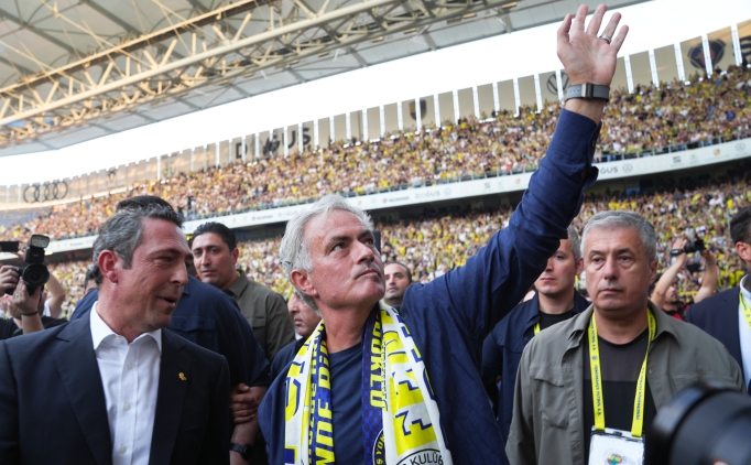 Jose Mourinho'dan Fenerbahe Beko'ya tebrik!