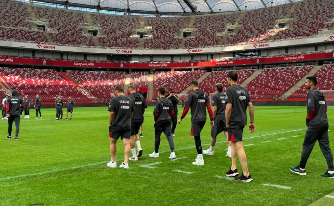 A Milli Tak�m stadyumda y�r�y�� ger�ekle�tirdi