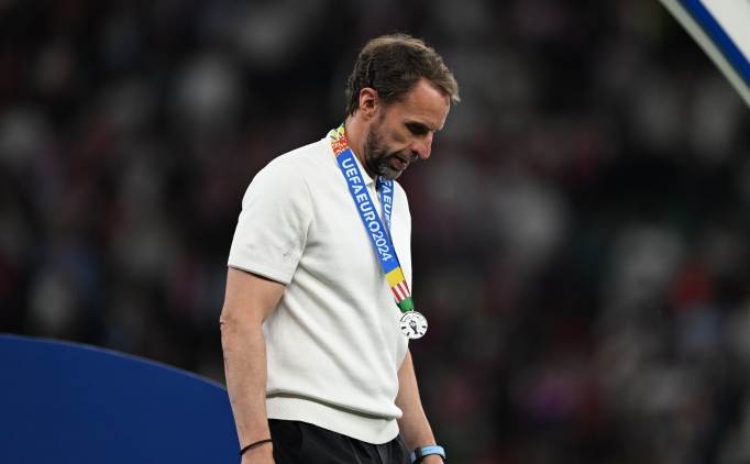 �ngiltere teknik direkt�rl�k i�in ilan a�t�