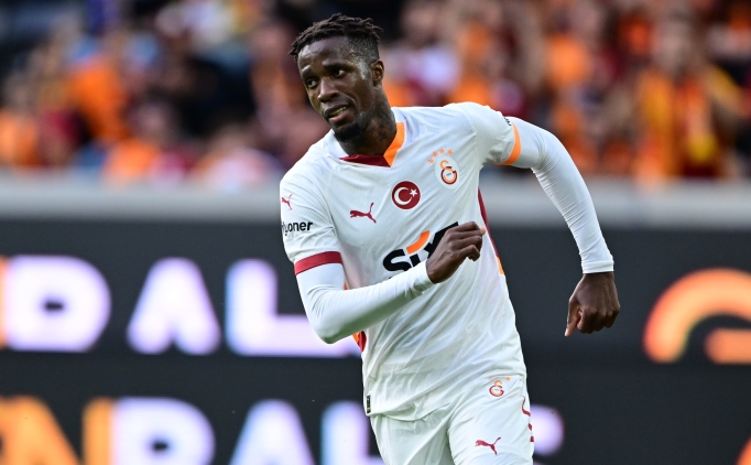 Galatasaray'da Zaha'nn bileti kesildi