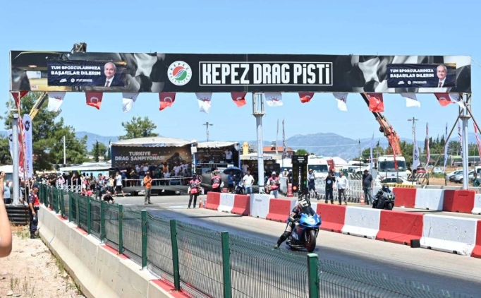 T�rkiye Drag �ampiyonas� Antalya'da ba�lad�