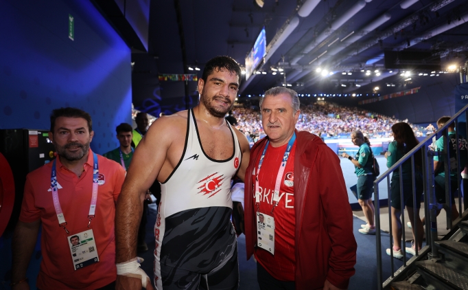 Gençlik ve Spor Bakanı Osman Aşkın Bak: 'Hesap verecekler'
