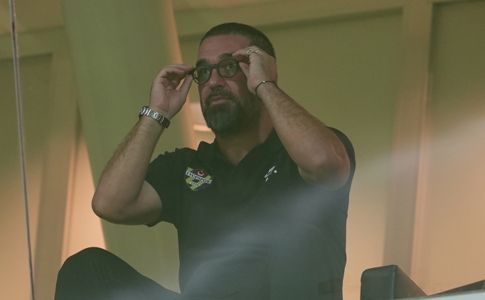 Arda Turan'dan Fatih Terim payla��m�!