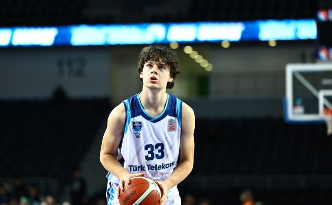 Basketbolcu Kaan Yarkut, ABD'den Oregon State Beavers ile anla�t�