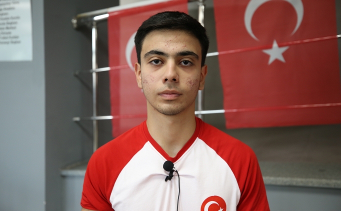 Milli bilek g�re��iden 3 ayda 2 �ampiyonluk