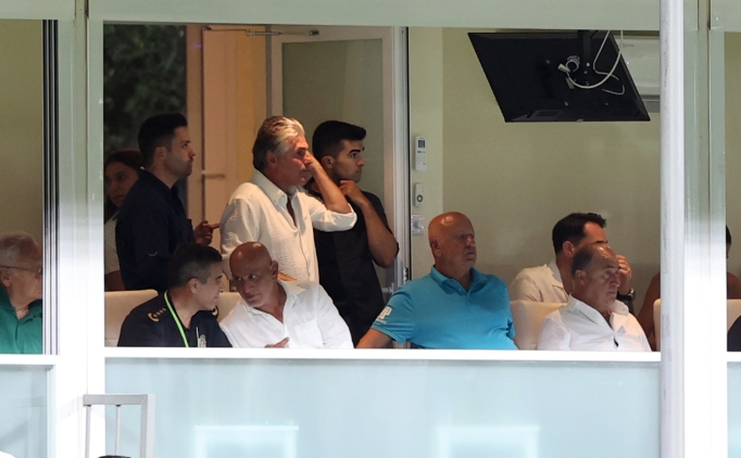 Fatih Terim, Bodrum'da tribnde