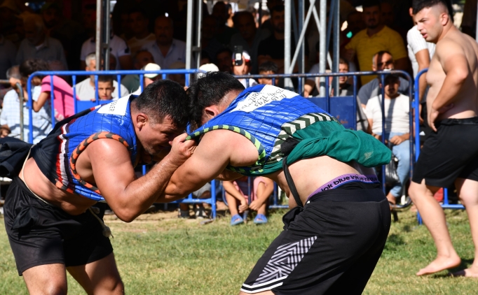 Belen Yayla �enliklerinde Ba�pehlivan �sa G��en!