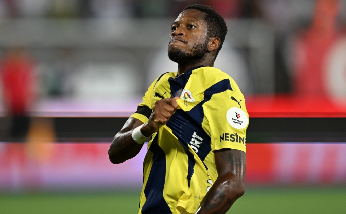 Fenerbahe'de Fred'e 'sar' nlemi!