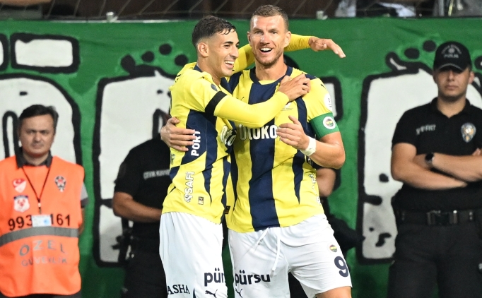 Fenerbahe'de Dzeko, Lefter'i yakalad!