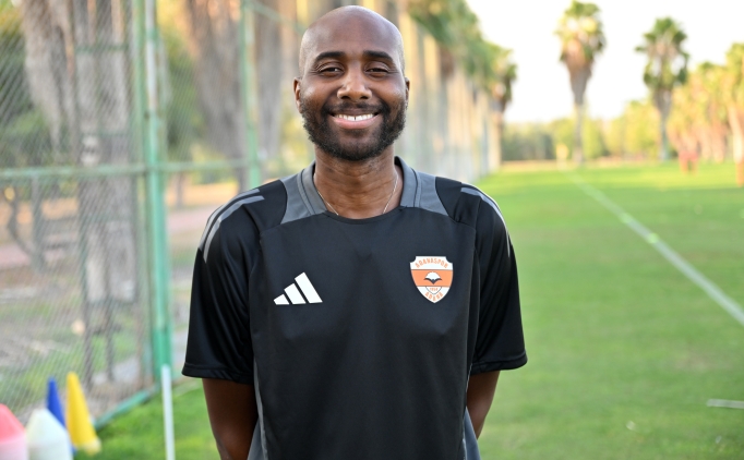 Sol Bamba: 'T�rkiye'de bu takti�e �ok al���k de�iliz'