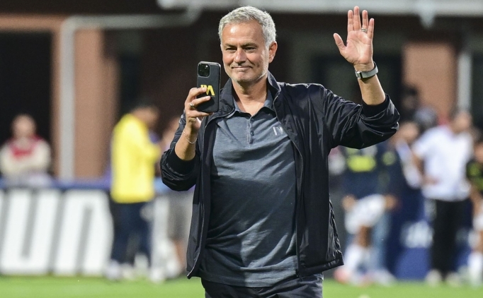 Fenerbahe'de savunmaya Mourinho etkisi!