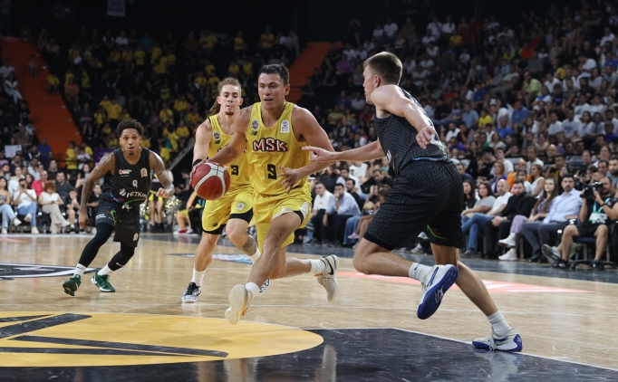 Petkimspor'un konuu Anadolu Efes