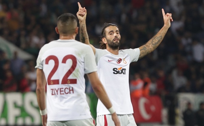 Galatasaray'da Oliveira tak�m ar�yor!