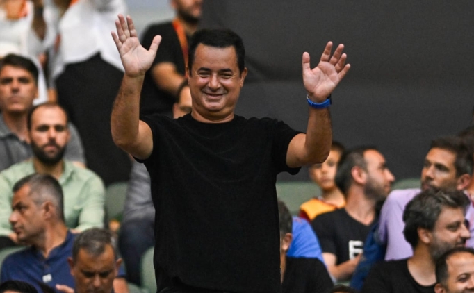 Acun Il�cal�'n�n sat�n almak istedi�i o kul�p!