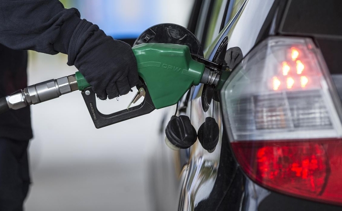 Motorine zam var mı? 12 Haziran (bu gece) benzine, motorine, mazota zam var mı?