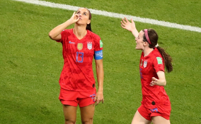 Alex Morgan, futbolu braktn aklad!