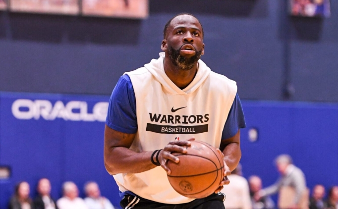 Draymond, deplasman yolculuunda parkelere dnebilir