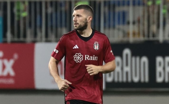 Ante Rebic'ten Beikta'a: 'Ayrlmam!'