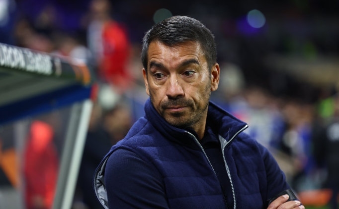 Giovanni van Bronckhorst'un derbi plan belli oldu