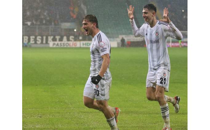 Sporx: Mehmet Ekşi: "Semih Kılıçsoy bizim Gerd Müller'imiz"