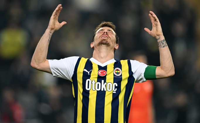 Fenerbah�e'de ilk 11 de�i�iyor! ��te yeni isimler