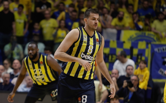 Belgrad'da Nemanja Bjelica'ya saldr