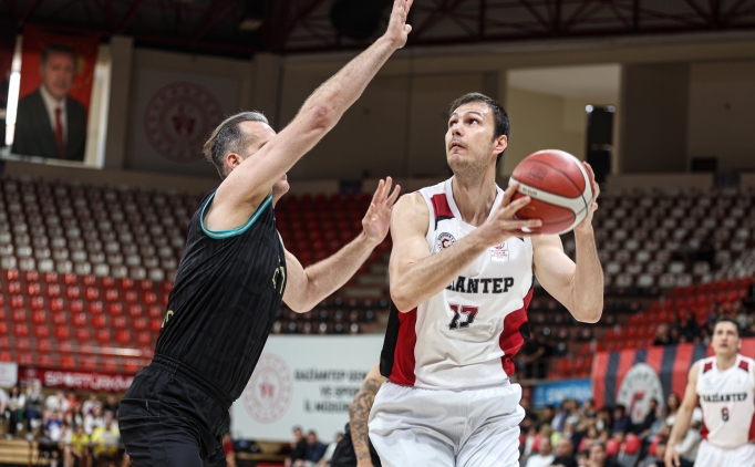 Gaziantep Basketbol, play-off eyrek final etabna nde balad