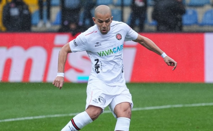 Karag�mr�k'te Sofiane Feghouli'ye 5 ma� ceza