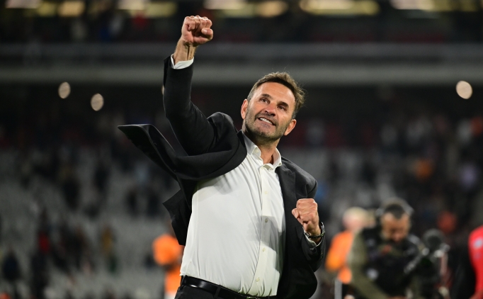 Galatasaray'da transfer art�k Okan Buruk'tan sorulacak