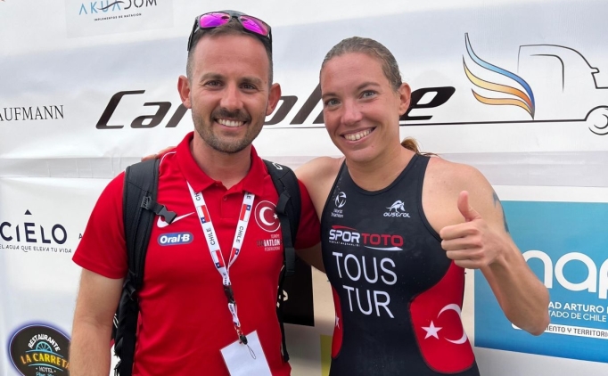 Milli triatlet Sinem Francisca Tous, �ili'de �ampiyon!
